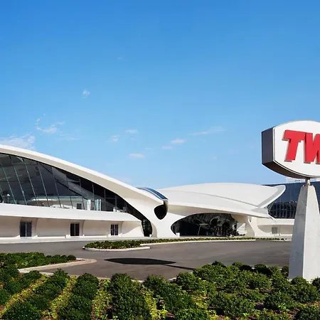 Twa Hotel At Jfk Airport